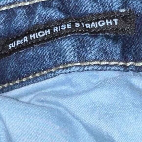 Free Assembly Mid Rise Dark Wash Jeans Size 10 29x30” #178 - Picture 5 of 7